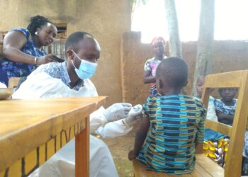 Bugesera: Ababyeyi bahagurukiye kurandurana Covid 19 n’imizi yayo