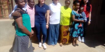 Bugesera : Umuryango Nterankunga FONDAZIONE MARCEGAGLIA ONLUS wiyemeje gutuza heza abatishoboye no kwigisha urubyiruko imyuga