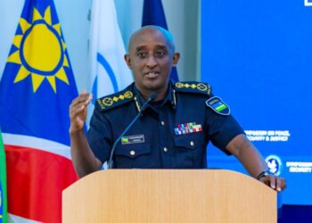 Perezida Kagame yazamuye mu ntera umukuru wa polisi