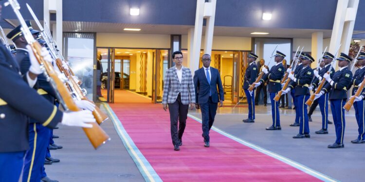 Perezida wa Madagascar yasoje urugendo rwe mu Rwanda avuga icyo ahakuye