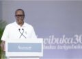 Ukwigisha kwanga u Rwanda ujye umubwira uti ‘Ntumpeho’ – Minisitiri Bizimana
