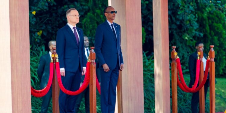 Perezida Kagame yakiriye mugenzi we wa Pologne