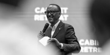 Perezida Kagame yasabye abagize Guverinoma guhoza umuturage ku isonga