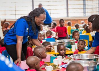 Guverinoma y’u Rwanda yongereye ingengo y’imari itanga nka nkunganire muri gahunda yo kugaburira abana ku ishuri