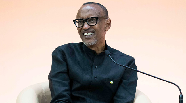 Perezida Kagame yasobanuye uko Abanyarwanda bigobotoye imyumvire yo gutegera amaboko amahanga