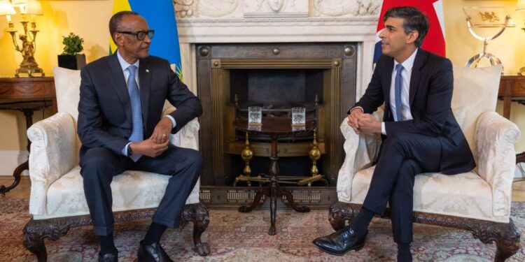Perezida Kagame na Minisitiri w’Intebe Sunak baganiriye ku ngingo zirimo abimukira