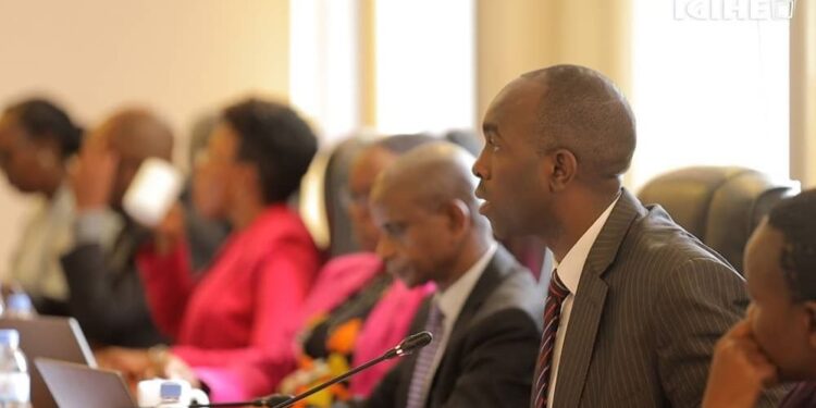 Kigal: Abadepite bagize Komisiyo ishinzwe gukurikirana imikoreshereze y’imari ya Leta, PAC, bagaragaje