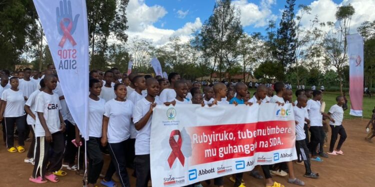 Kayonza/Gahini: Abagabo banga kwisiramuza bagiriwe inama yo kutibagirwa ubuzima bwabo