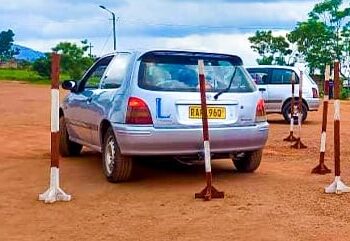 Umuyobozi wa AUTO Ecole la Reference arashimira Polisi y’igihugu yazanye uburyo bw’Ikoranabuhanga mu gukoresha Ibizamini bya Perimi