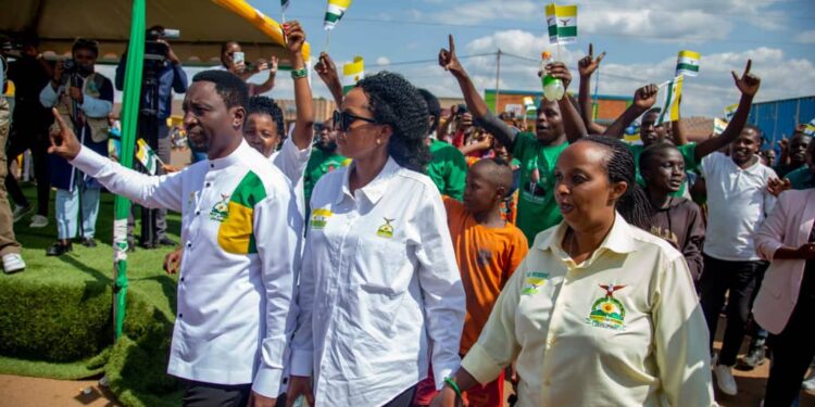 ‘Ndifuza kurandura burundu inzara mu Banyarwanda’-Dr Frank Habineza ubwo yiyamamazaga i Kamonyi