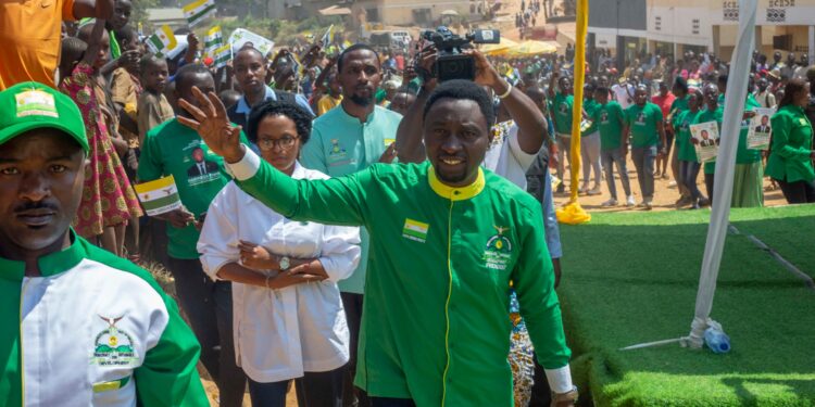Nimutora ishyaka rya ‘Green Party’ ntabwo muzicuza-Dr Frank Habineza ubwo yiyamamarizaga mu Karere ka Nyanza