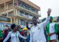 ‘Inzu zifungirwamo abitwa inzererezi turashaka kuzica burundu’ Dr Frank Habineza ubwo yiyamamarizaga i Muhanga