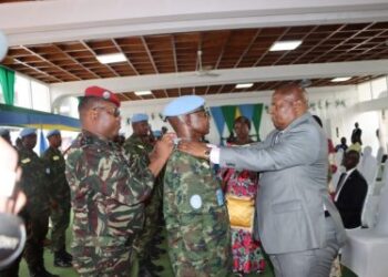 Perezida wa Centrafrique yambitse imidari y’ishimwe ingabo z’u Rwanda