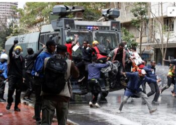 Kenya: Imyigaragambyo yafashe indi ntera, Polisi yarengerewe