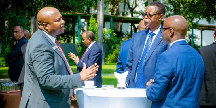 Abanyarwanda n’Abarundi turi abavandimwe – Minisitiri Nduhungirehe yatanze icyizere ku mubano w’u Rwanda n’u Burundi