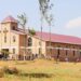 Nyuma y’ibihe byashize basengera munsi y’igiti, abakristu ba Paruwasi ya Rushubi bari mu byishimo byo kwiyuzuriza Kiliziya igezweho
