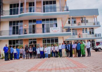 Abikorera bo mu Karere ka Huye bishimira ko Akarere kabo ari agace kaberanye n’ubucuruzi