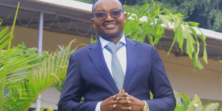 Mu kubifuriza umwaka mushya Uwaririmbye ‘NKUBONE’ agiye gutaramira abanya-Gikondo