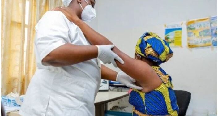 Menya bimwe mu bishobora gutera kanseri y’ibere n’uko wayirinda