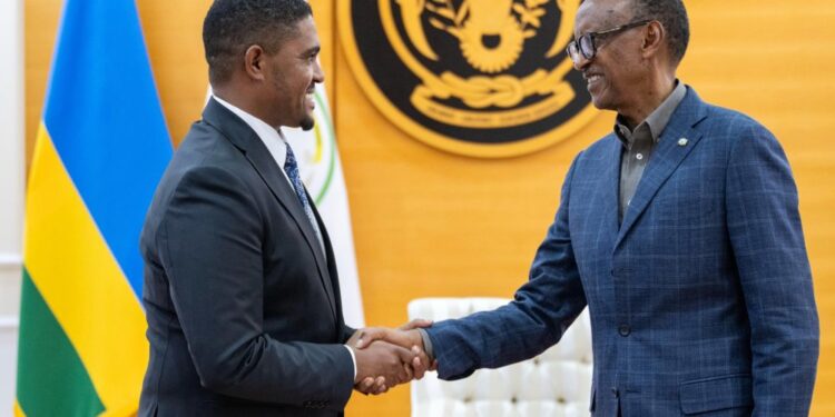 Perezida Kagame yaganiriye na Abdisa uyobora Oromia muri Ethiopia
