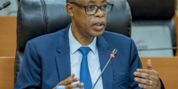 Gen (Rtd) Kabarebe yagaragaje umugambi mubisha  wa Tshisekedi