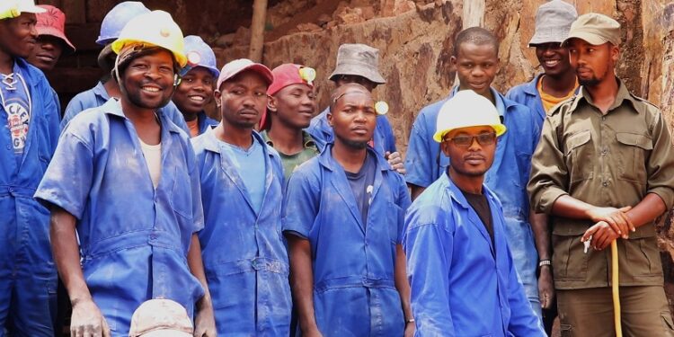 Kamonyi : Abatuye Umurenge wa Rukoma n’uwa Ngamba mu Iteramber bakesha DEMICO Ltd