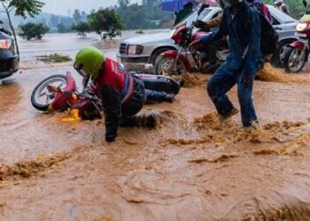 Umujyi wa Kigali watangiye kwimura abatuye mu manegeka kubera imvura