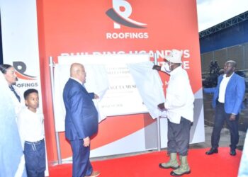 Museveni yatashye uruganda rwa miliyoni 125$ rwongereye ingufu za Uganda mu gukora ibyuma