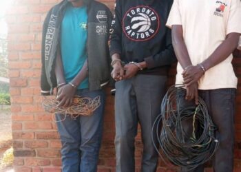 5 biyitaga abakozi ba REG bakiba insinga bafashwe