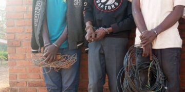 5 biyitaga abakozi ba REG bakiba insinga bafashwe