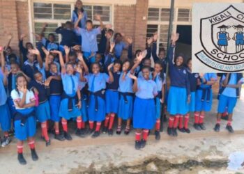 Baratangaza ko  batangiranye Intego yo kuzahabwa Ibihembo na Minisitiri w’Uburezi