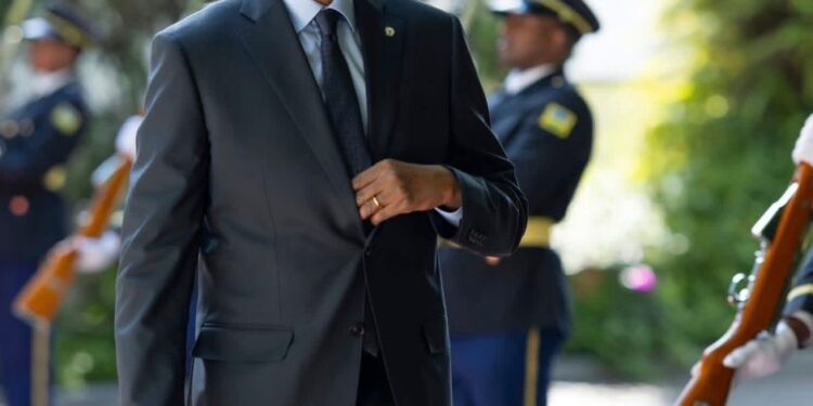 Perezida Kagame ategerejwe mu Bwami bwa Oman
